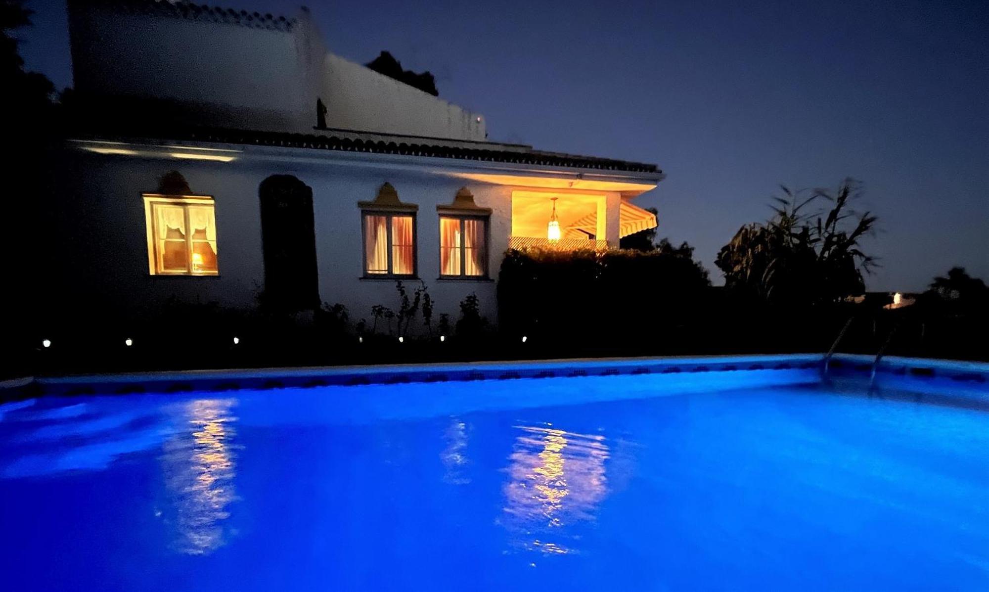 Holiday Villa In 10 Min From Fuengirola Beach With Sea Views Pool Bbq Parking Wifi Aircon Big Garden 米哈斯 外观 照片